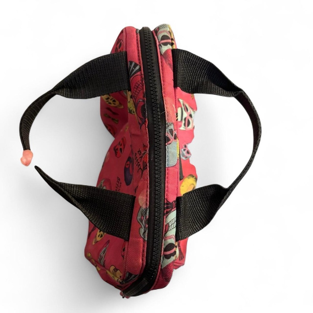 Betsey Johnson Pink Bag lunch cooler with Colorful Skull Design - Picture 5 of 8